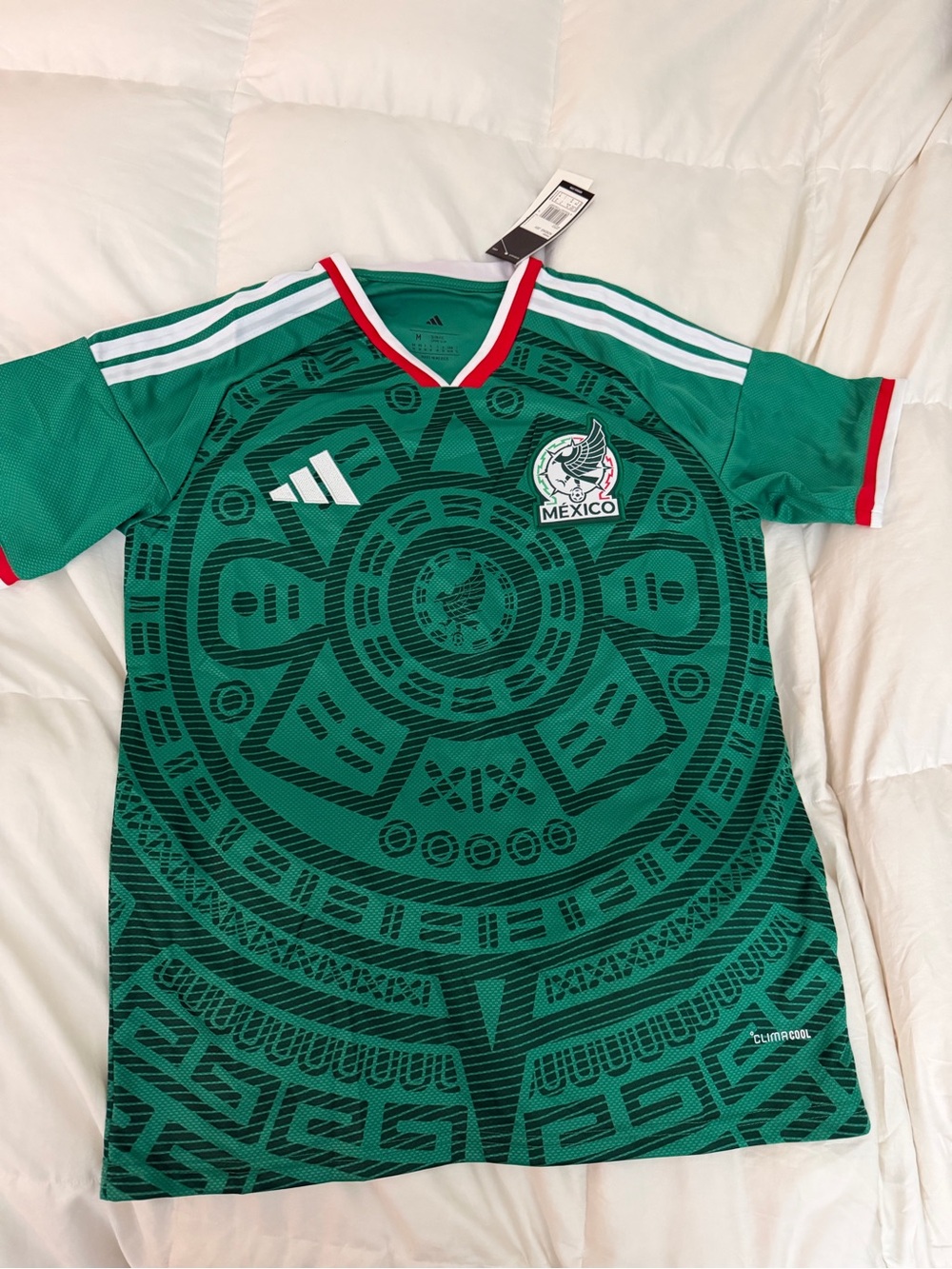 adidas men’s Mexico Green Aztec Graphic Soccer Jersey with Red & White Trim
